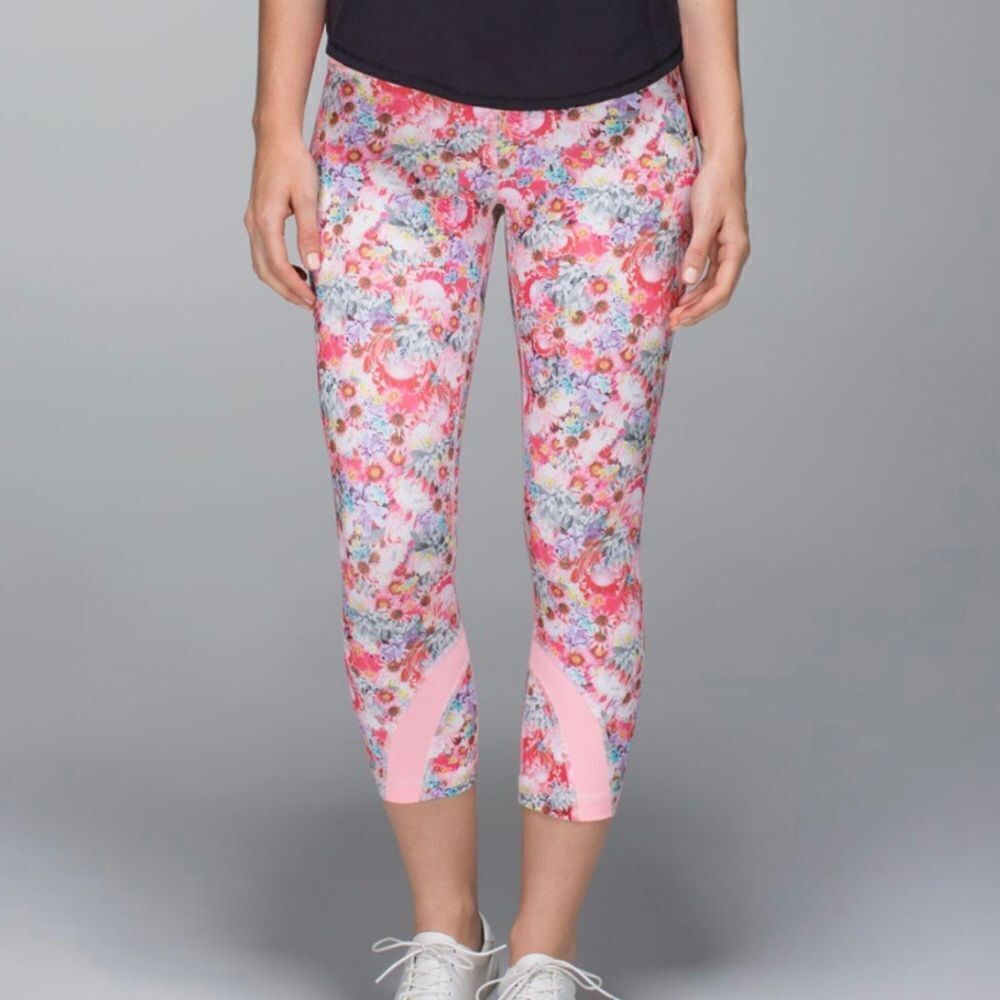 LULULEMON Inspire Crop Pink Floral Leggings Size 4